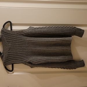 Aeropostale Cold Shoulder Cut Out Sweater